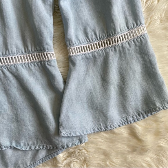 Cloth & Stone Light Blue Blouse - Picture 9 of 16